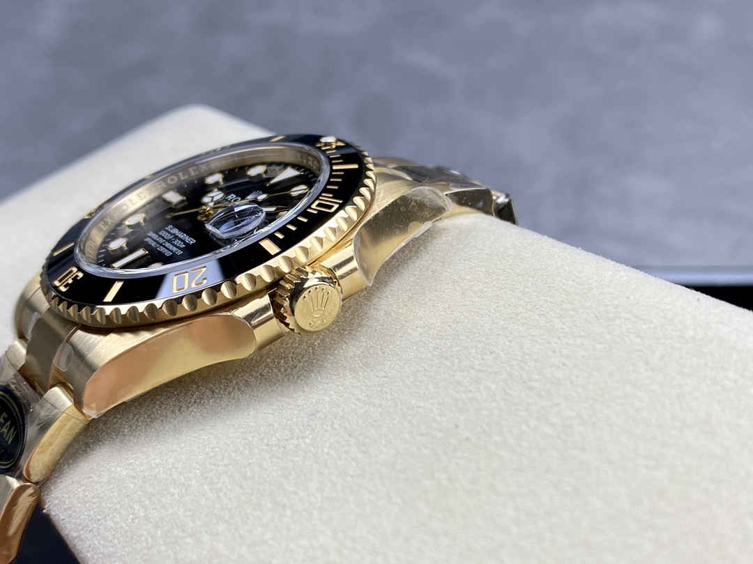 Clean Factory Rolex Submariner 126618LN – Premium Full Gold Black Submariner Replica - Image 5