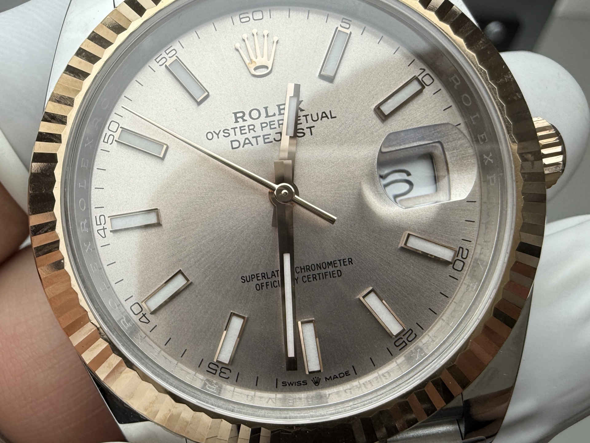 Clean Factory Datejust 126331 – Rose Gold & Steel 41mm Pink Dial Replica Watch - Image 6