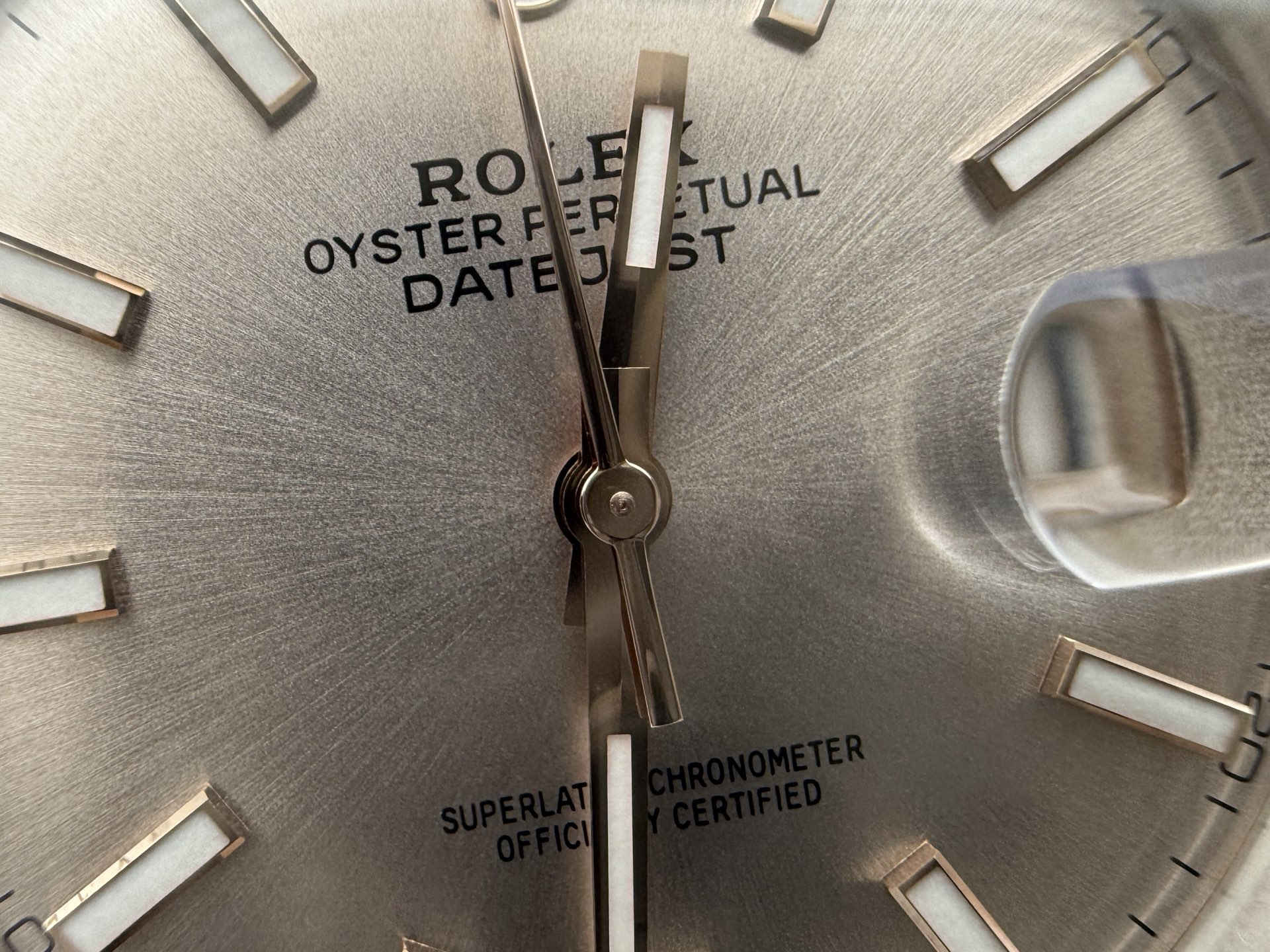 Clean Factory Datejust 126331 – Rose Gold & Steel 41mm Pink Dial Replica Watch - Image 7