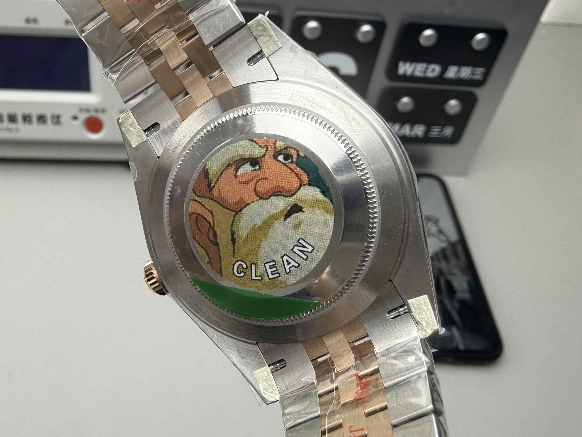 Clean Factory Datejust 126331 – Rose Gold & Steel 41mm Pink Dial Replica Watch - Image 3