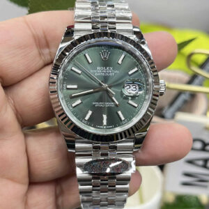 Clean Factory Datejust 41 126334 – Mint Green Dial 41mm