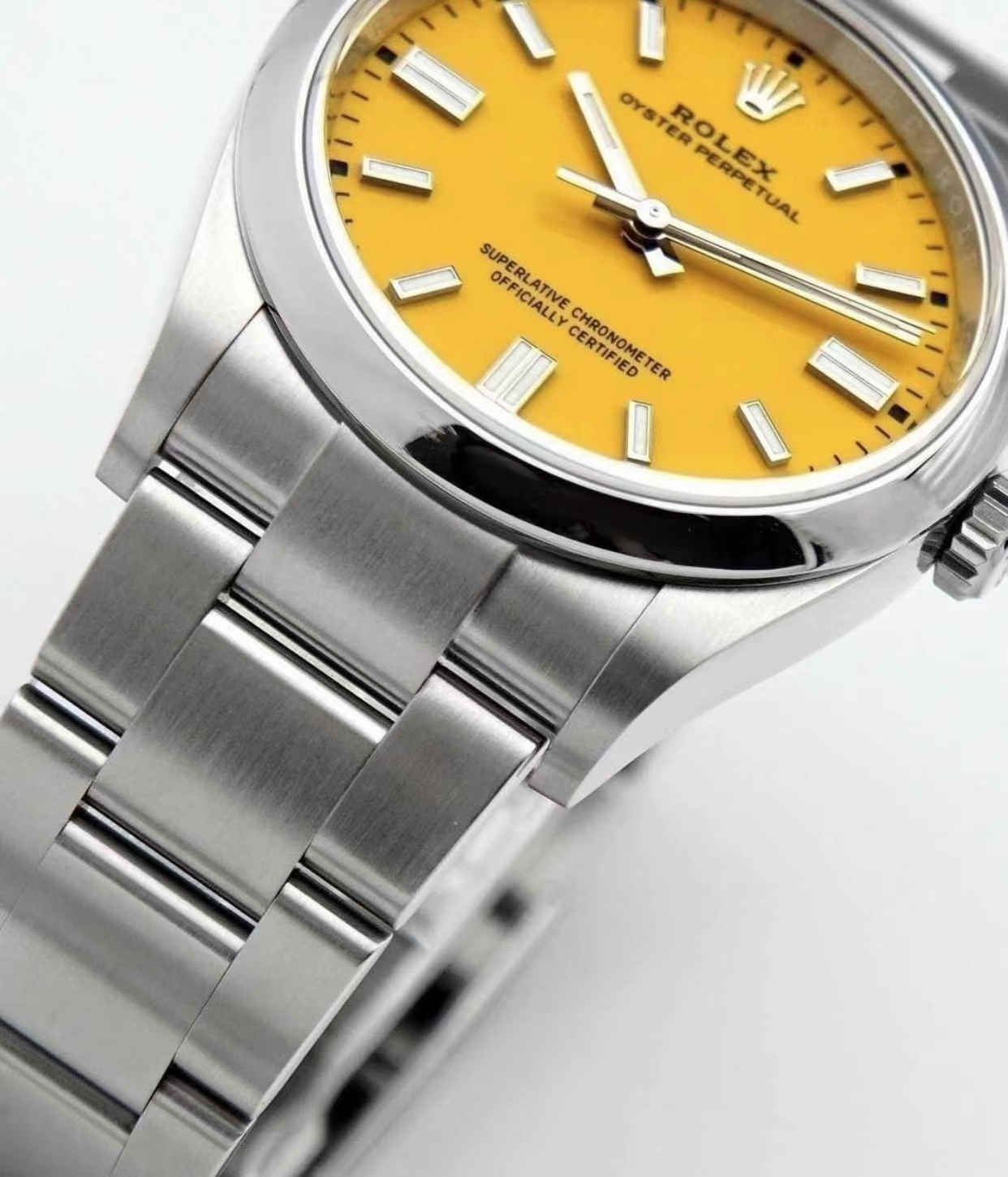 Clean Factory 134300-0007 – 41mm Yellow Dial Oyster Perpetual Replica - Image 3