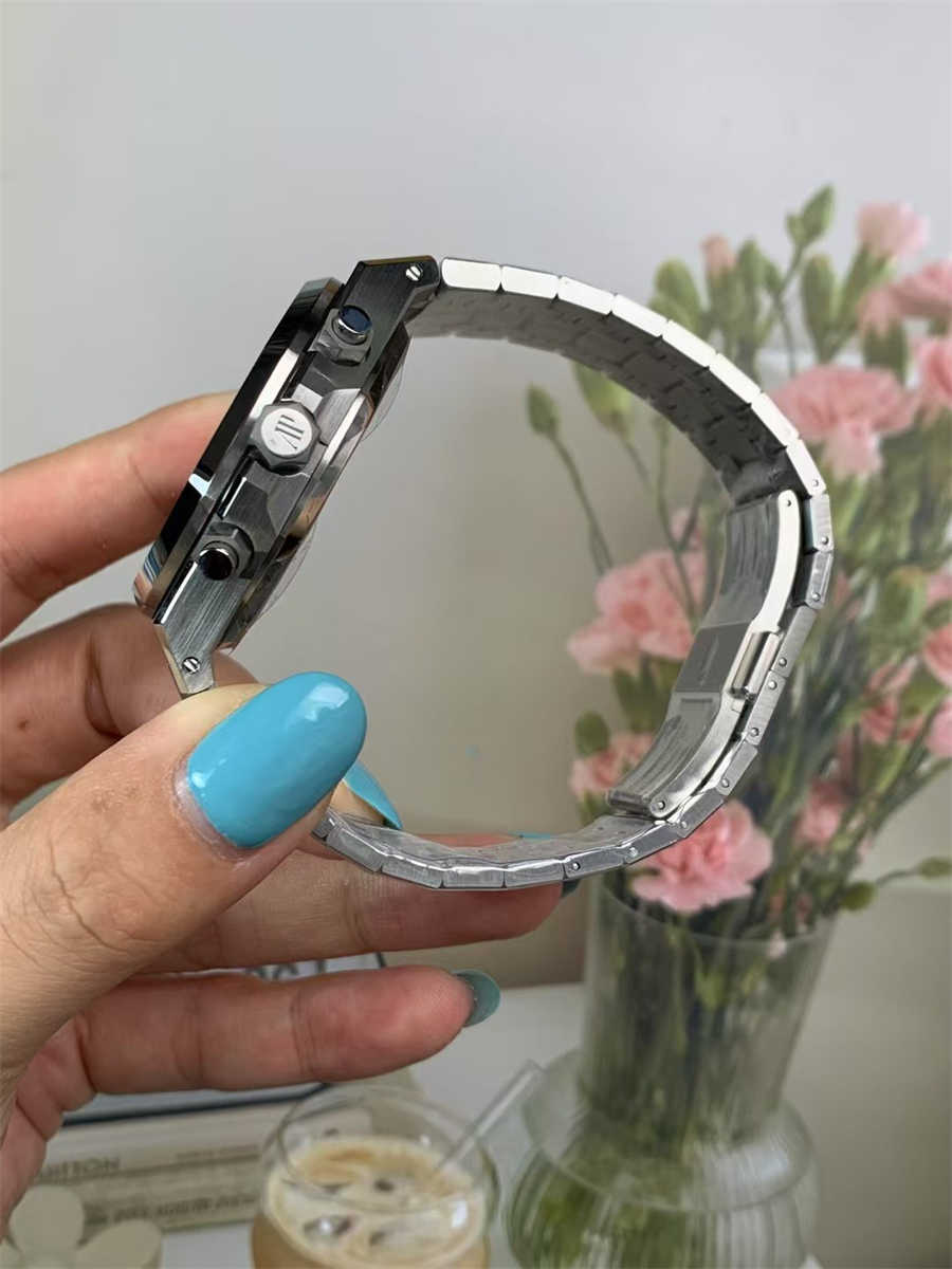 Audemars Piguet 26240ST Chronograph Replica – APS Royal Oak Offshore 41mm Stainless Steel - Image 7