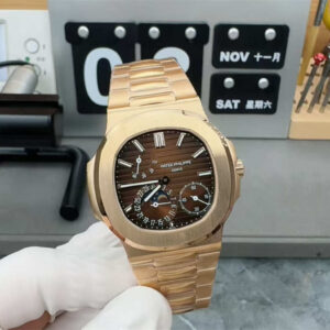 Patek Philippe Nautilus 5712/1R Replica – Rose Gold Moonphase Watch