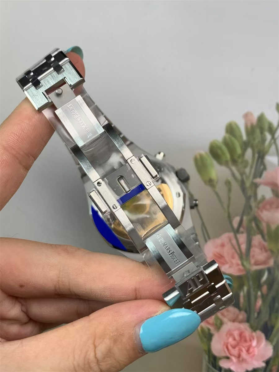 Audemars Piguet 26240ST Chronograph Replica – APS Royal Oak Offshore 41mm Stainless Steel - Image 9