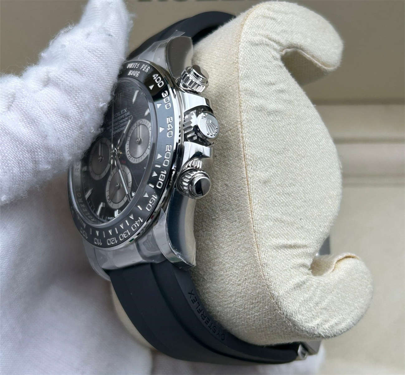 Rolex Daytona 126519LN Replica – Clean Factory White Gold Black Dial - Image 4