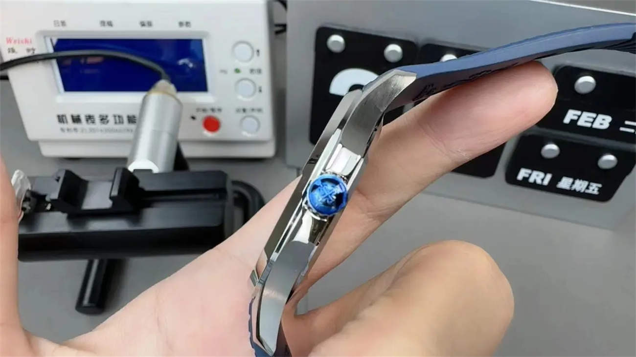 Patek Philippe Aquanaut 5168G Replica – Blue Dial, White Gold Case, 3K Factory Precision - Image 6