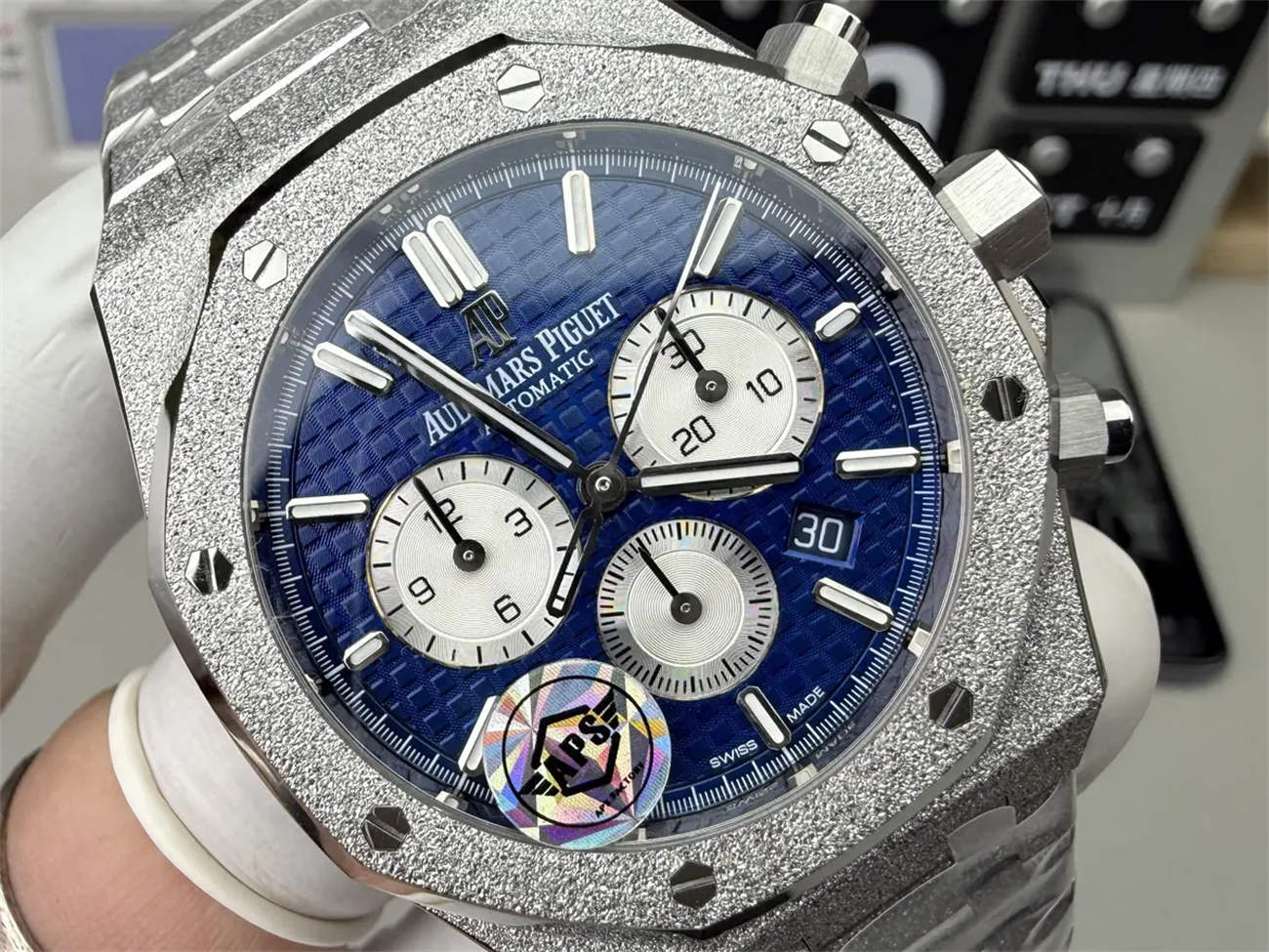 APS Factory Audemars Piguet Royal Oak 26331 Blue Frosted Steel – Premium Replica Chronograph - Image 2