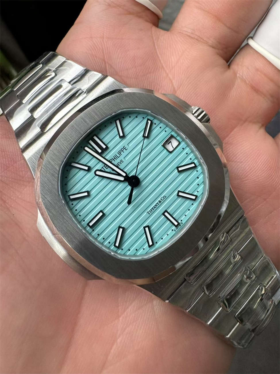 DDF 5711 Tiffany Blue – Best Patek Philippe Nautilus Buy Replica 5711/1A-018 - Image 3