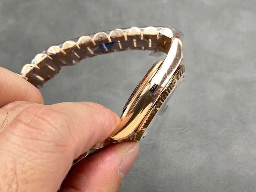 QF Factory Day Date 36 Rolex Replica – 36 mm Full-Weight Dress Watch - Image 4