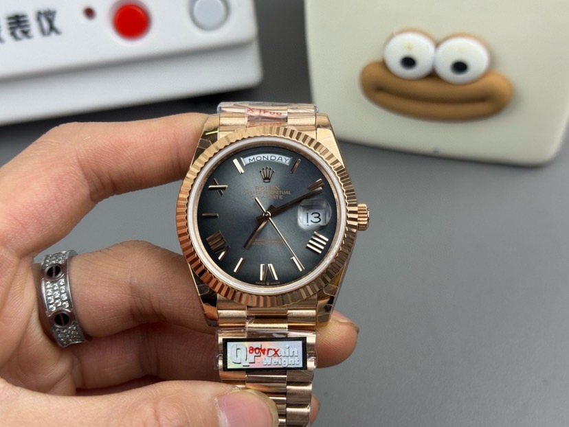 QF Factory Rolex Day to Date 40 – 40 mm Everose Gold Men’s Watch