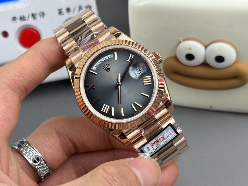 QF Factory Rolex Day to Date 40 – 40 mm Everose Gold Men’s Watch - Image 3