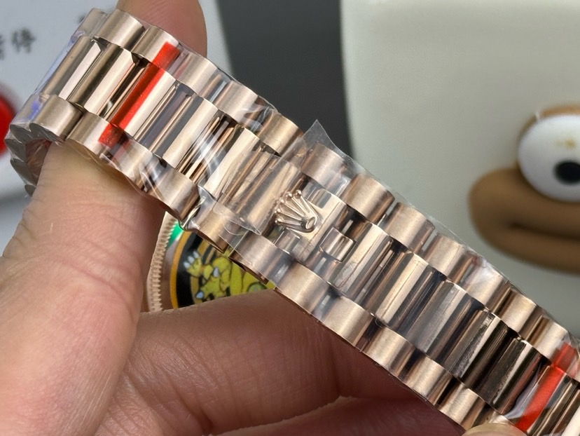 QF Factory Rolex Day to Date 40 – 40 mm Everose Gold Men’s Watch - Image 6