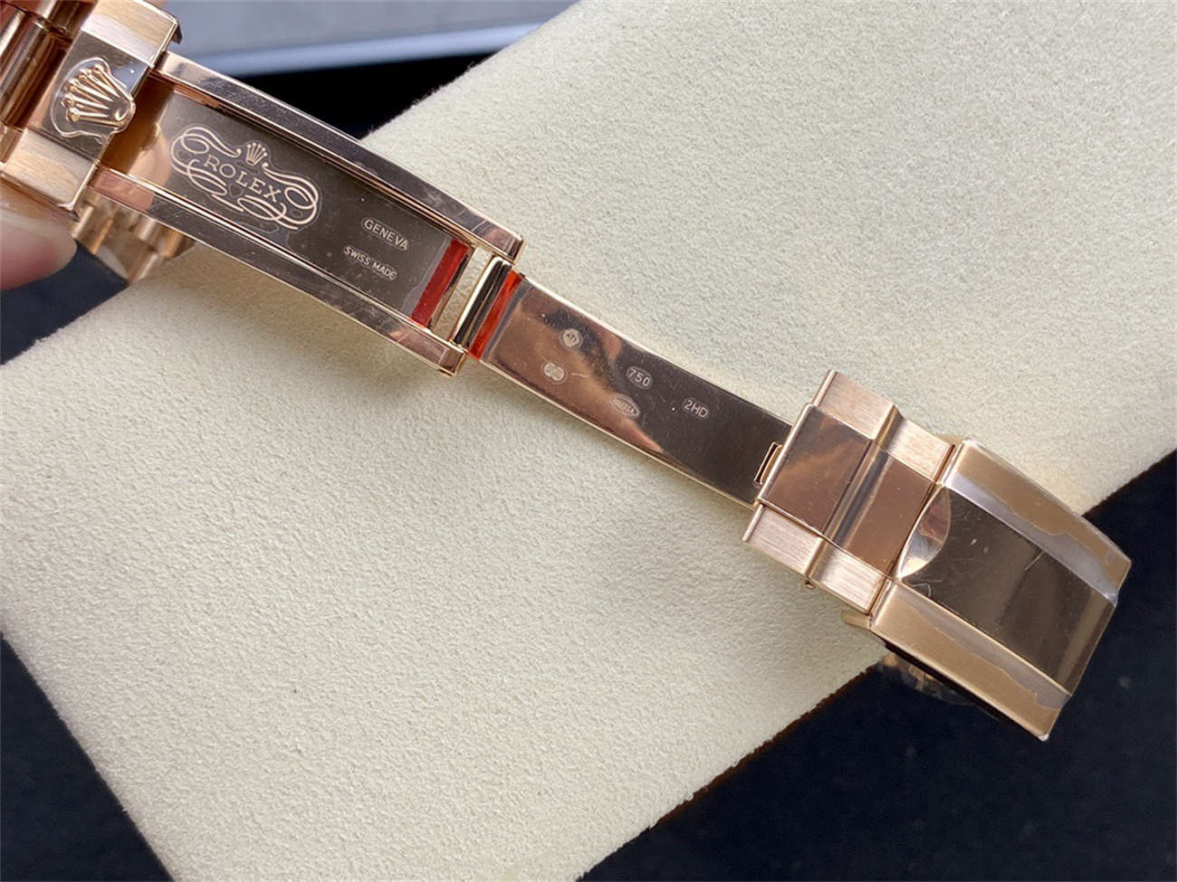 Rolex Daytona Chocolate Dial – Clean Factory Everose Gold 4130 Replica - Image 7