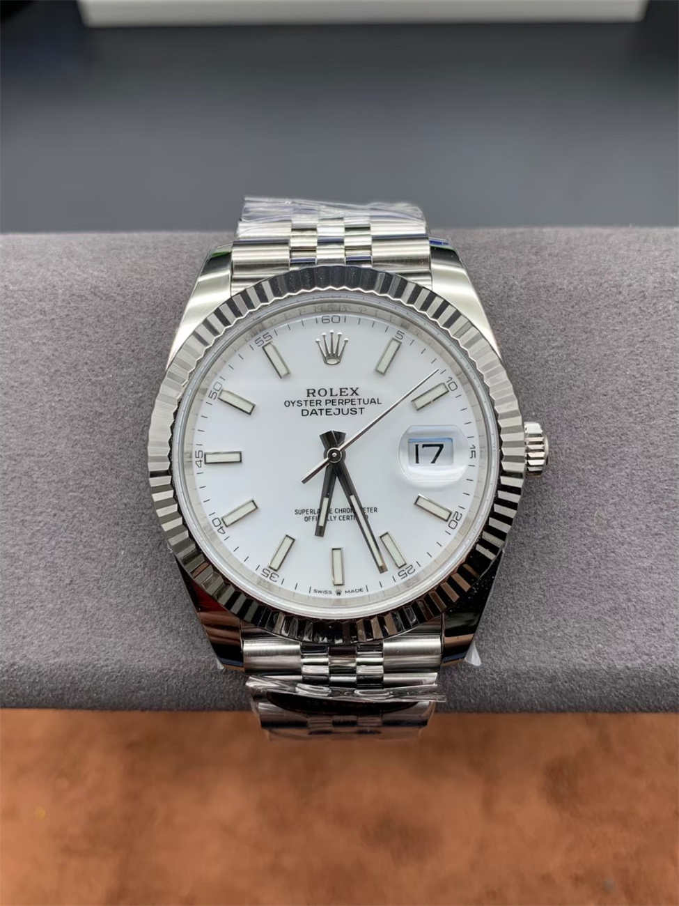 Rolex Datejust 41 White Dial – Clean Factory Jubilee Replica Watch