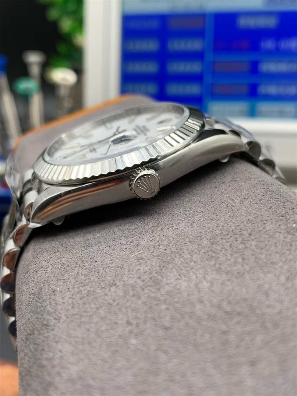 Rolex Datejust 41 White Dial – Clean Factory Jubilee Replica Watch - Image 5