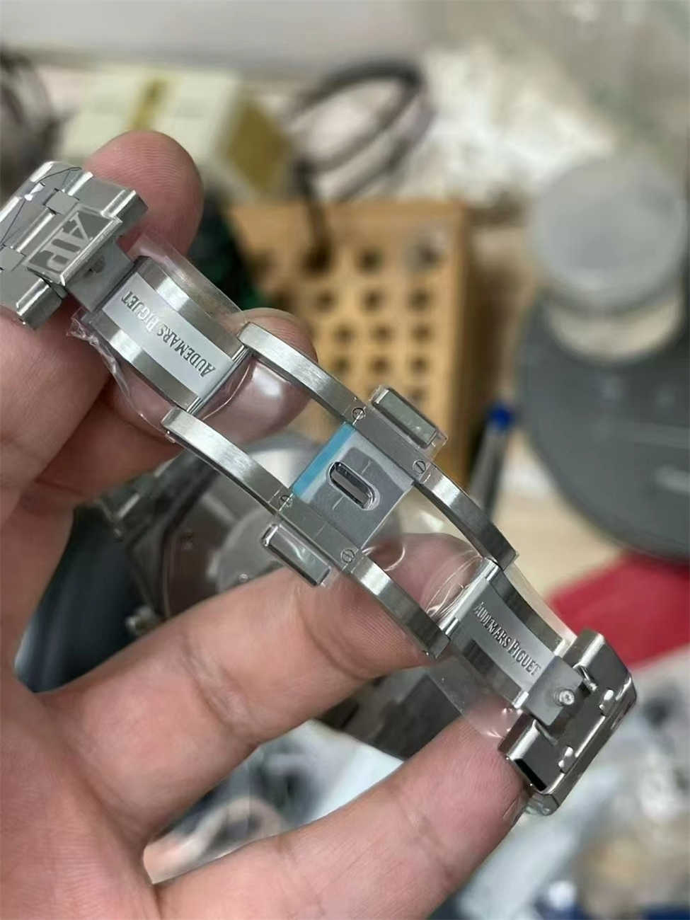 Audemars Piguet Royal Oak Chronograph Replica (APS Factory) – Panda Dial 26331 - Image 7