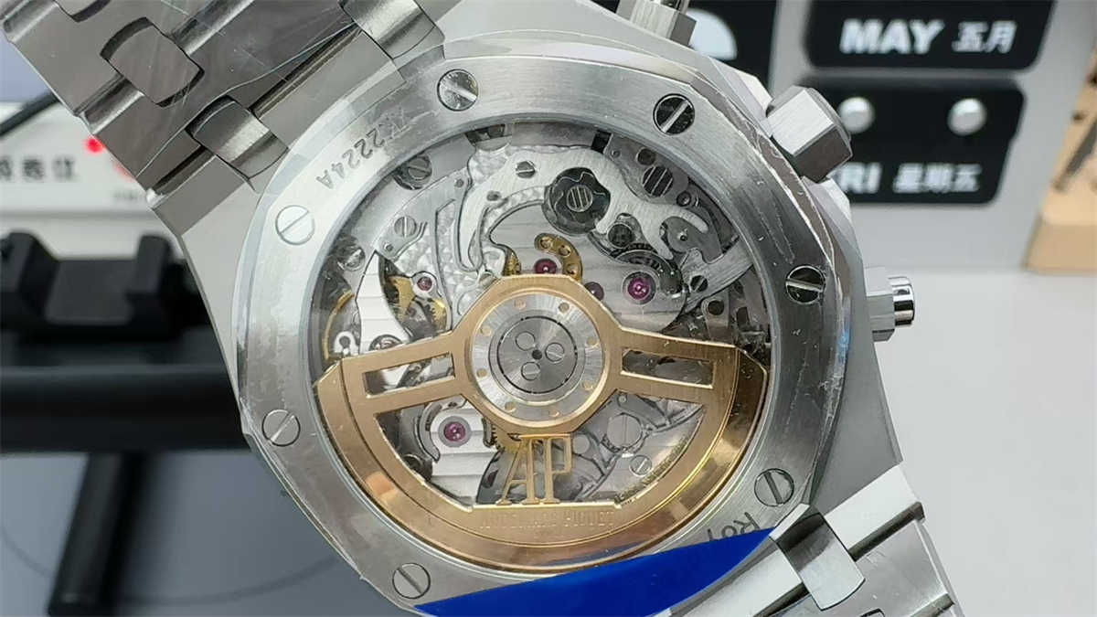 Audemars Piguet 26240ST Silver Dial Replica – APS Royal Oak 41mm Chronograph - Image 6