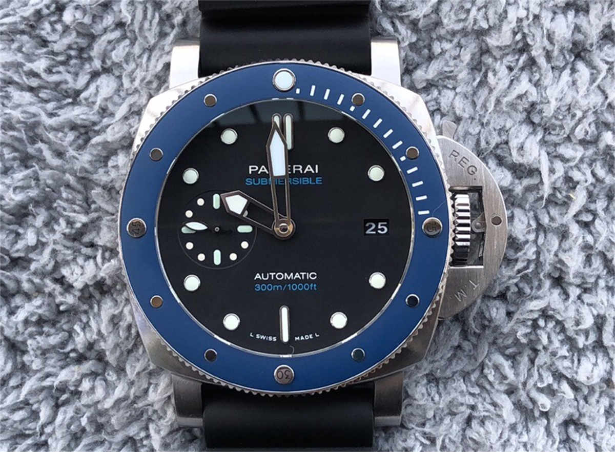 VSF PAM1209 – 42mm Submersible “Small Blue” Replica with Ceramic Bezel