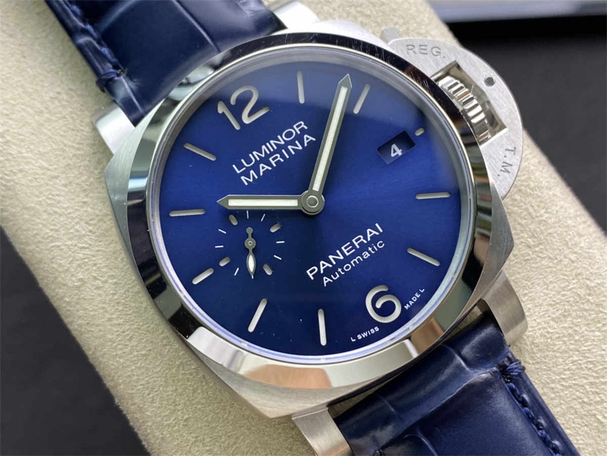 VSF Panerai PAM1393 – 42mm Luminor Marina Blue Dial Replica with P9010 Clone Movement - Image 3