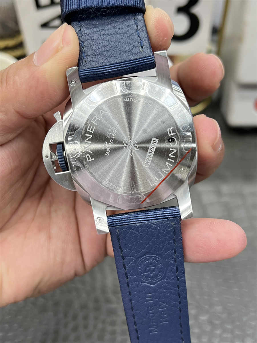 VSF Panerai PAM1157 – 44mm Luminor Marina Blue Dial Replica with P.9010 Clone Movement - Image 6