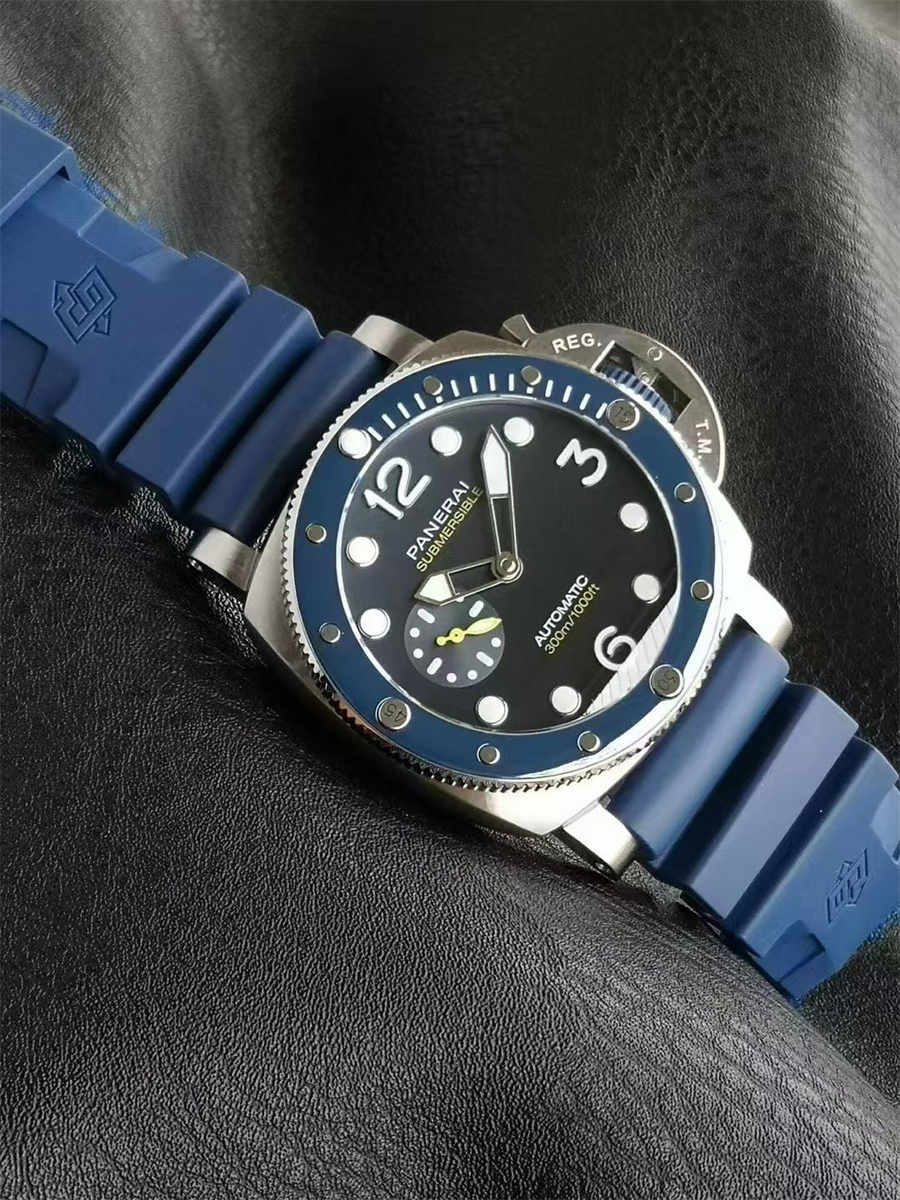 VSF Panerai PAM1676 – 44mm Submersible Mike Horn Limited Edition Replica - Image 2