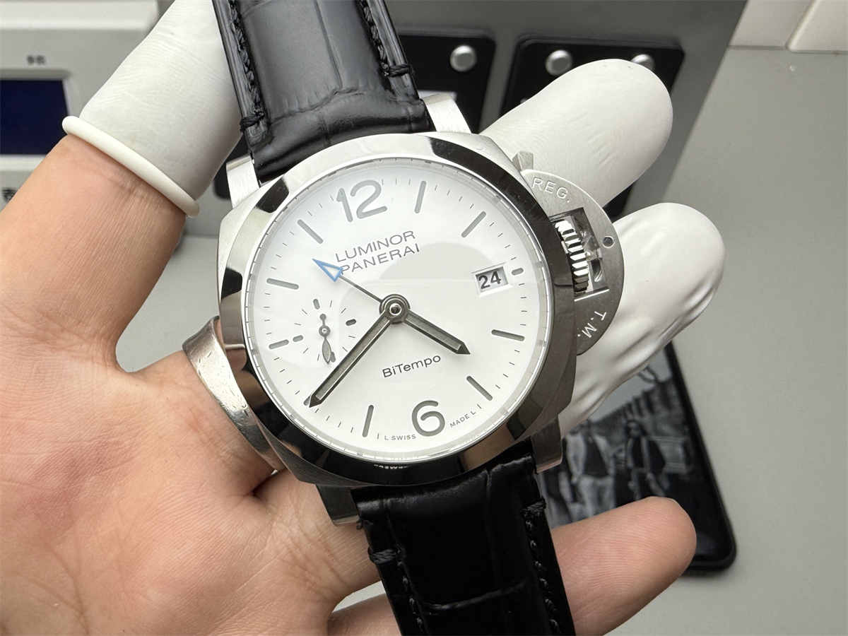 VSF Watches Panerai PAM1367 – 40mm Luminor BiTempo GMT Super Clone with P.900 Movement - Image 2