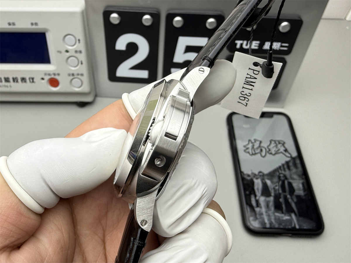 VSF Watches Panerai PAM1367 – 40mm Luminor BiTempo GMT Super Clone with P.900 Movement - Image 3