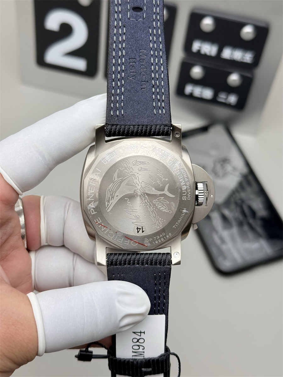 VSF Watches Panerai PAM984 – 47mm Titanium Submersible Super Clone - Image 8