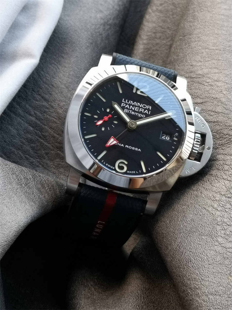 VSF Watches Panerai PAM01404 – 40mm Luminor Quaranta Luna Rossa GMT Super Clone - Image 3