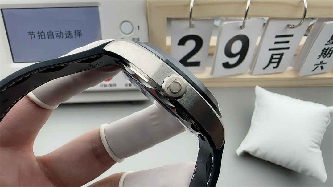 VS Factory Omega Worldtimer – 43mm Ceramic Bezel, Rubber Strap, Cal.8938 Integrated Movement - Image 4