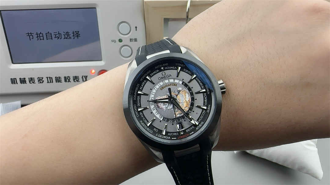 VS Factory Omega Worldtimer – 43mm Ceramic Bezel, Rubber Strap, Cal.8938 Integrated Movement - Image 2