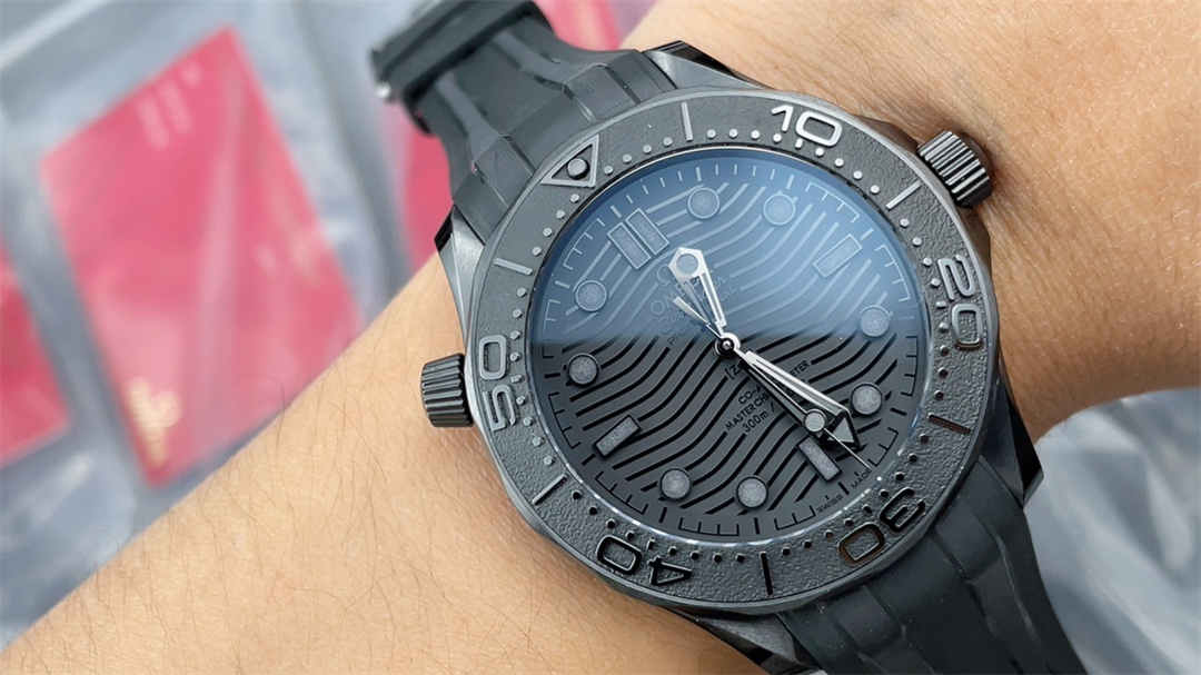 VSF Seamaster 300M Black Ceramic Replica – 43.5mm Full Black Diver Watch - Image 8