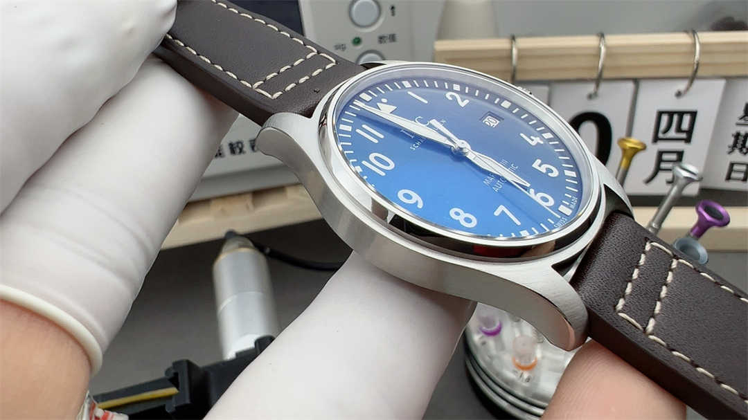 Premium IWC Mark 18 Blue Replica – 1:1 Aviation-Inspired Design with Stainless Steel Case & Automatic Movement - Image 3