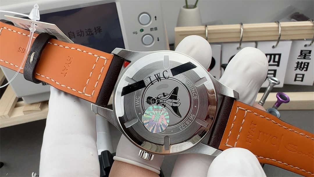 Premium IWC Mark 18 Blue Replica – 1:1 Aviation-Inspired Design with Stainless Steel Case & Automatic Movement - Image 5