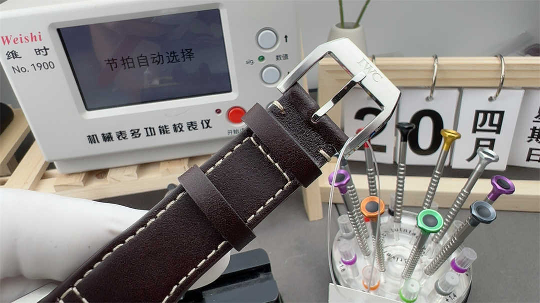 Premium IWC Mark 18 Blue Replica – 1:1 Aviation-Inspired Design with Stainless Steel Case & Automatic Movement - Image 6