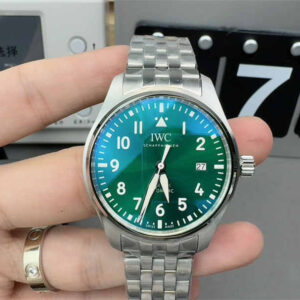 V7 IWC Mark XX Green Dial – Premium Replica Pilot Watch with High-Grade Craftsmanship
