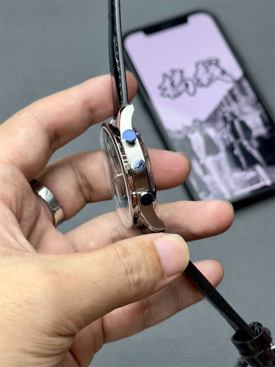 IWC Portugieser Green Dial Replica – ZF Factory IW371615 Chronograph with Automatic Movement - Image 4