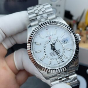 ZF Factory Sky Dweller Replica Watch – White Dial Jubilee Bracelet 42mm Luxury Timepiece