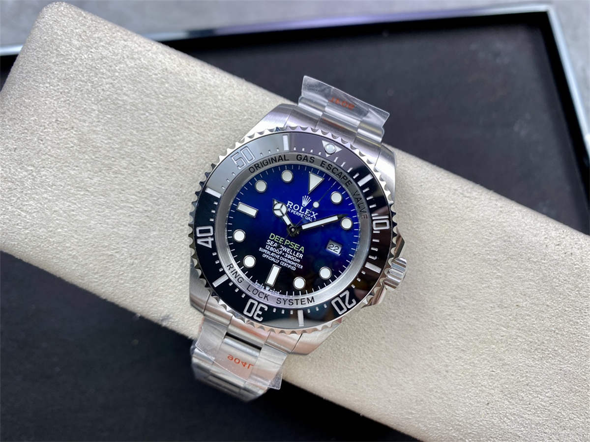 Blue Sea-Dweller Replica – Premium Gradient Blue Dial Diver Watch | 1:1 Super Clone - Image 3