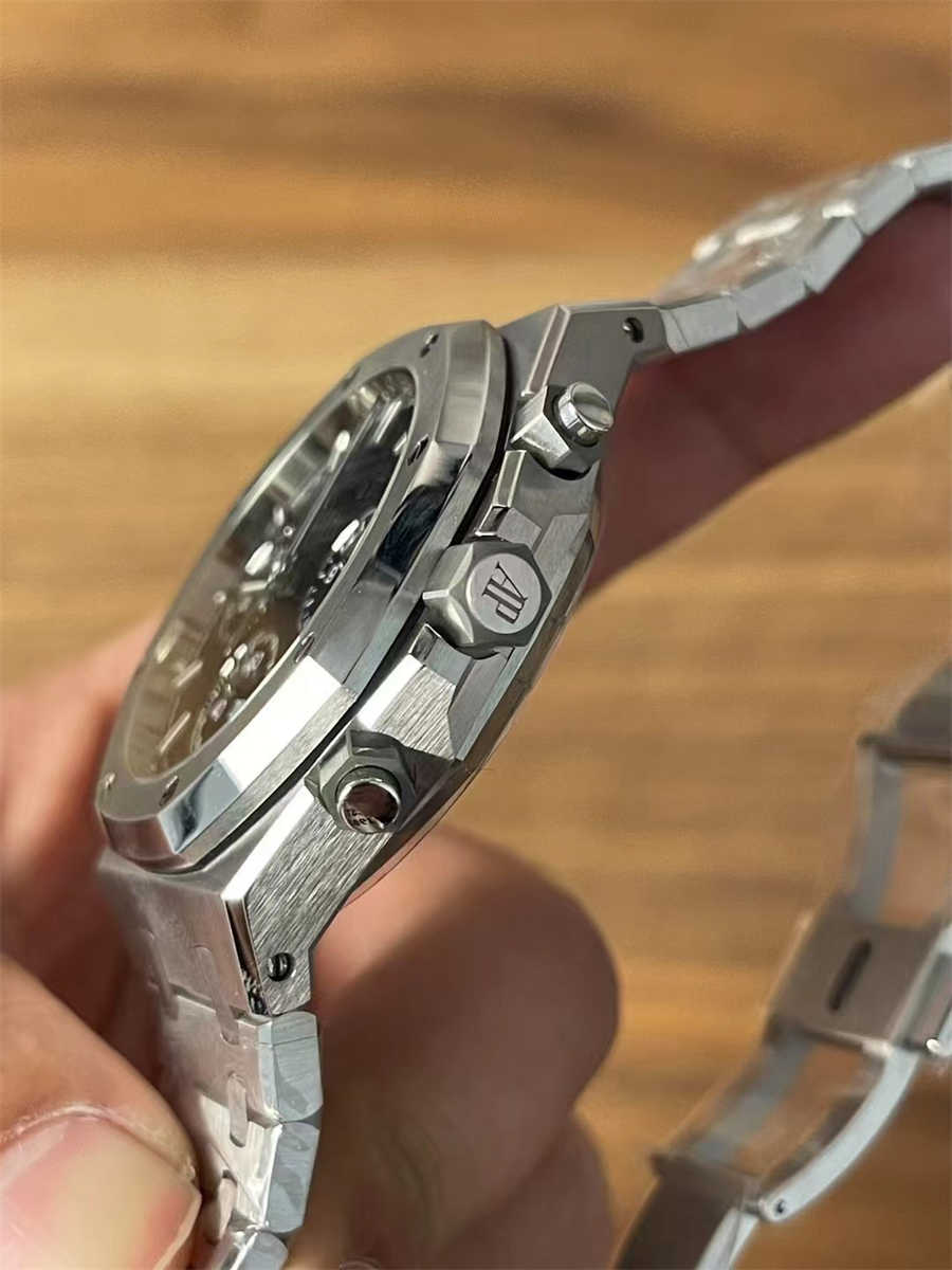 Audemars Piguet 26240 Chronograph Replica – APS Four-Color Royal Oak 41mm Flyback Clone - Image 3