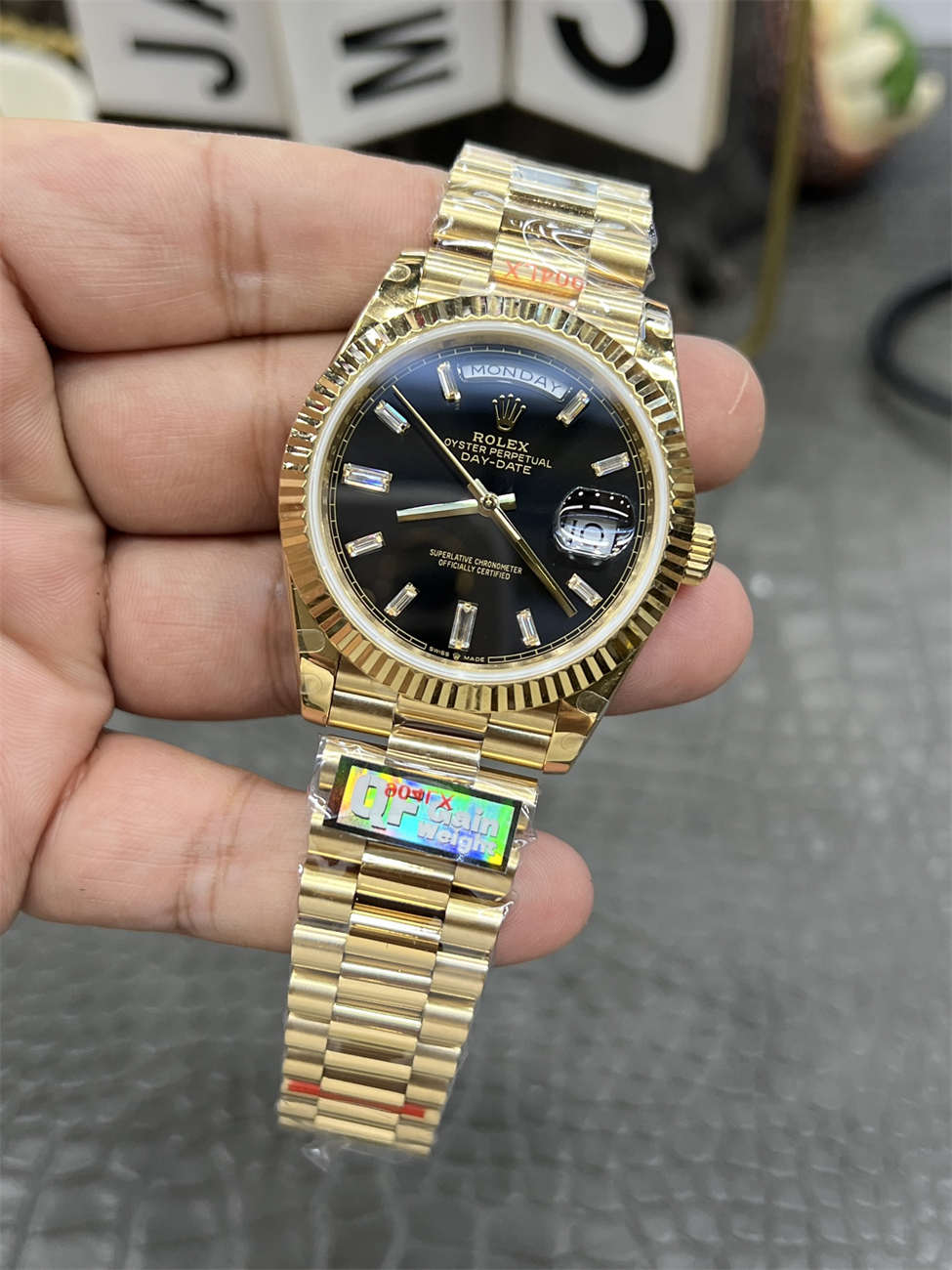Rolex Day‑Date QF Factory 184g Replica – Black Dial, Full-Weight - Image 3