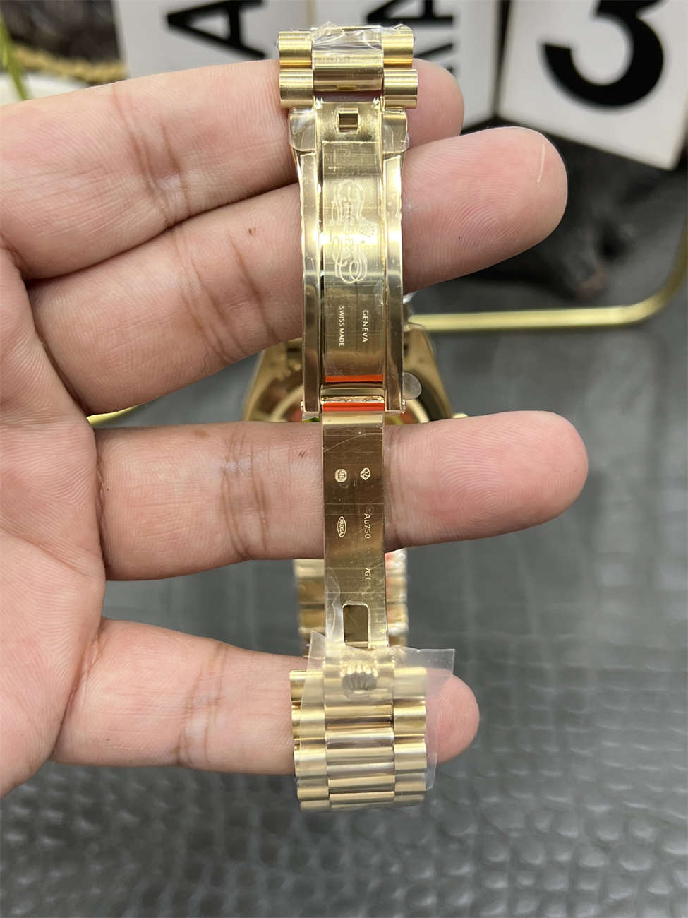 Rolex Day‑Date QF Factory 184g Replica – Black Dial, Full-Weight - Image 9