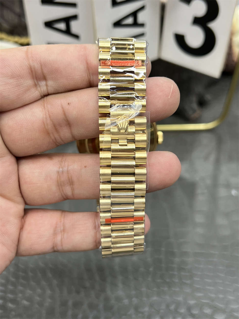 Rolex Day‑Date QF Factory 184g Replica – Black Dial, Full-Weight - Image 6