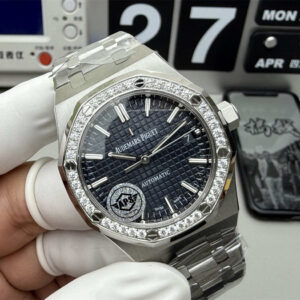 Audemars Piguet 15451 Royal Oak 37mm Blue Dial Replica Watch – Diamond Bezel Luxury Steel Sports Model