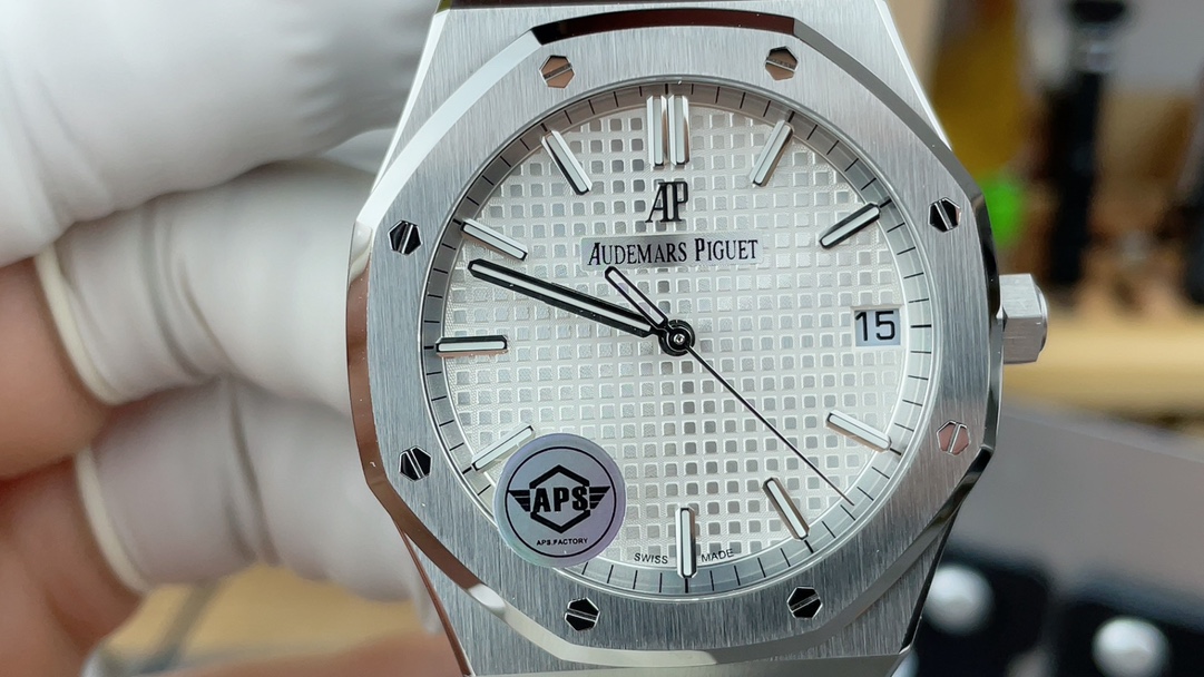 Audemars Piguet 15500 White – APS Factory Royal Oak 41mm Stainless Steel Automatic Watch - Image 3