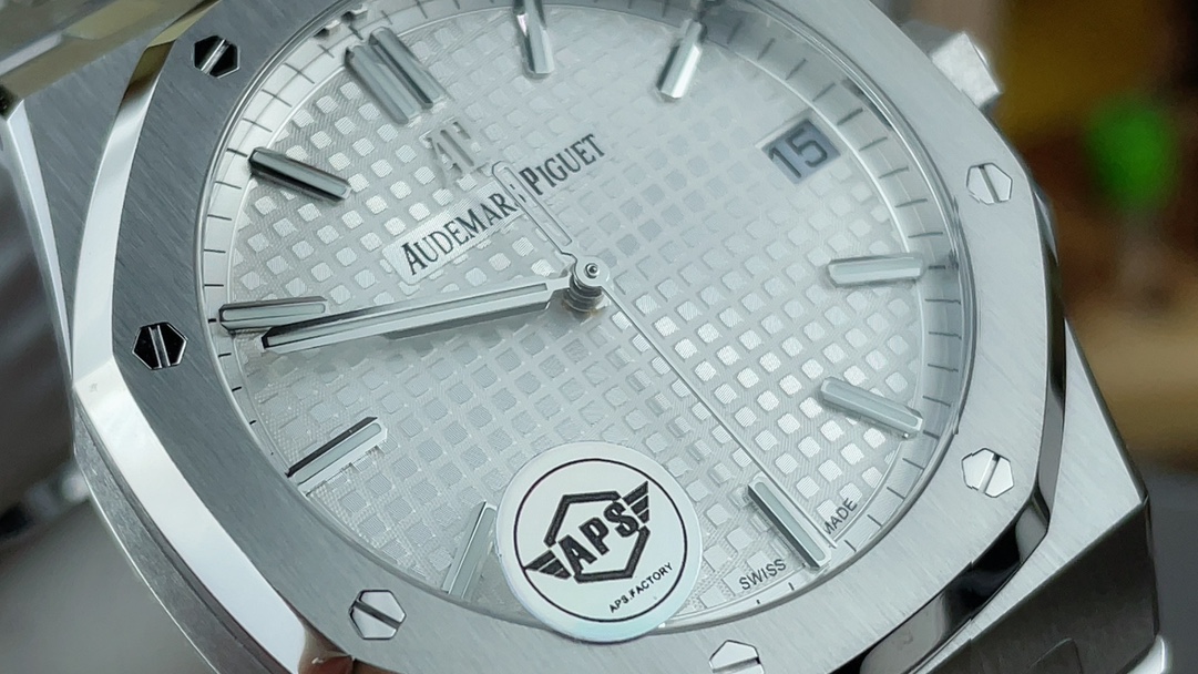 Audemars Piguet 15500 White – APS Factory Royal Oak 41mm Stainless Steel Automatic Watch - Image 4