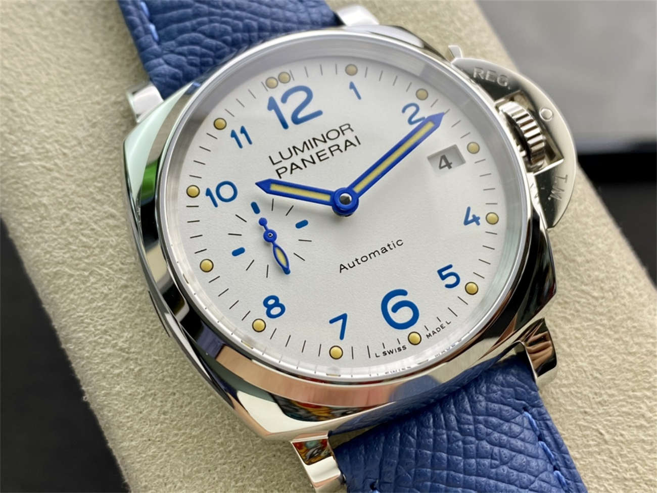 VSF Panerai PAM906 Replica – Luminor Due 42mm Ivory Dial - Image 2