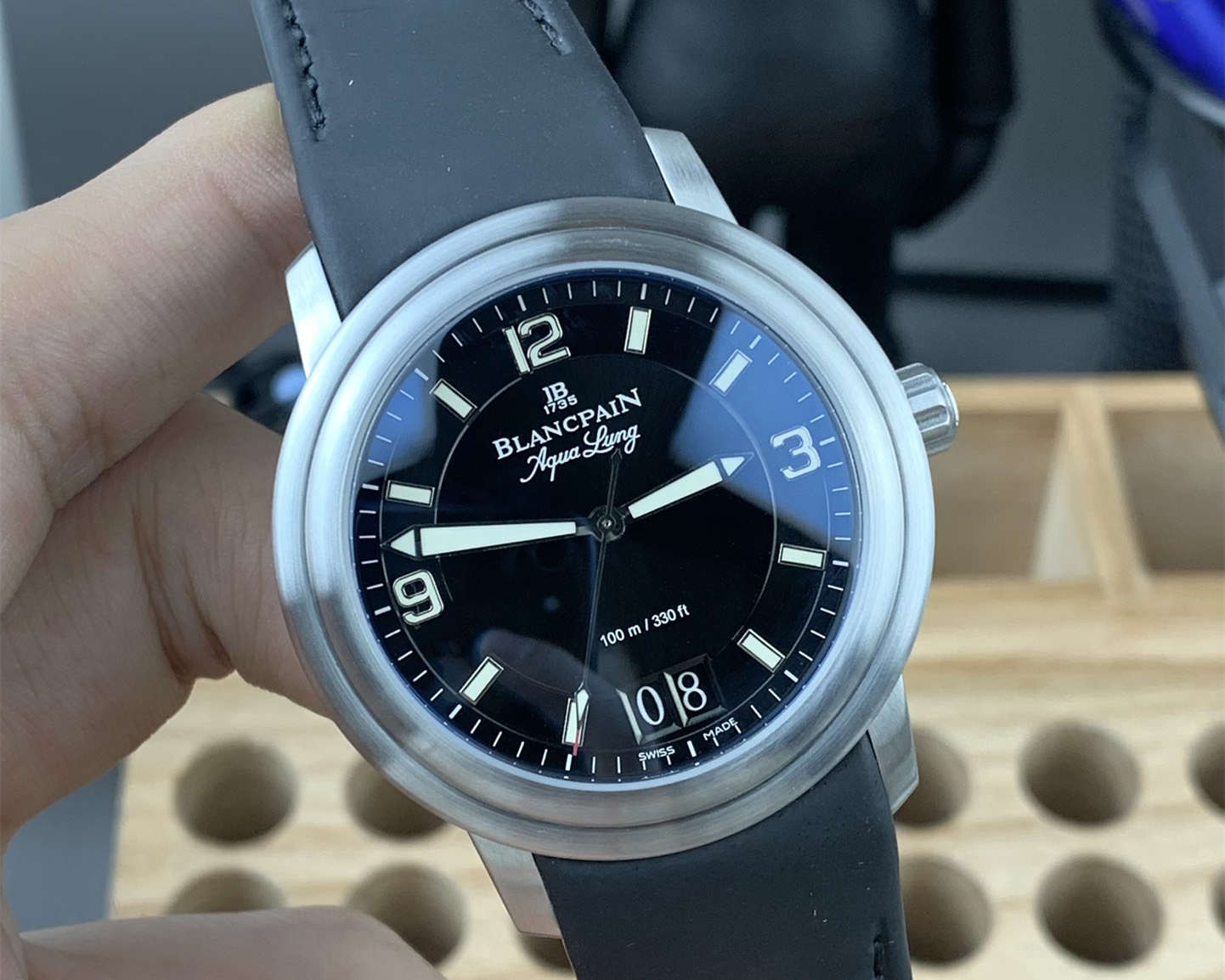 Blancpain Leman Big Date Replica 2850B-1130-64B – 6950 Automatic Movement - Image 2