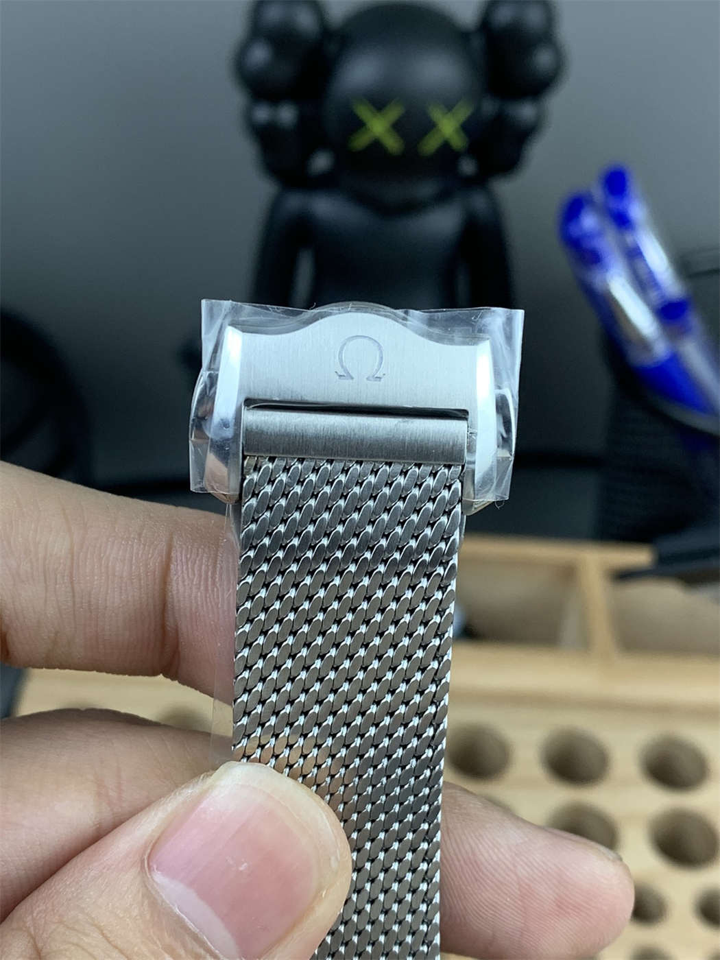 VS Factory Seamaster 300M Replica – Black Dial 42mm Stainless Steel - Image 4